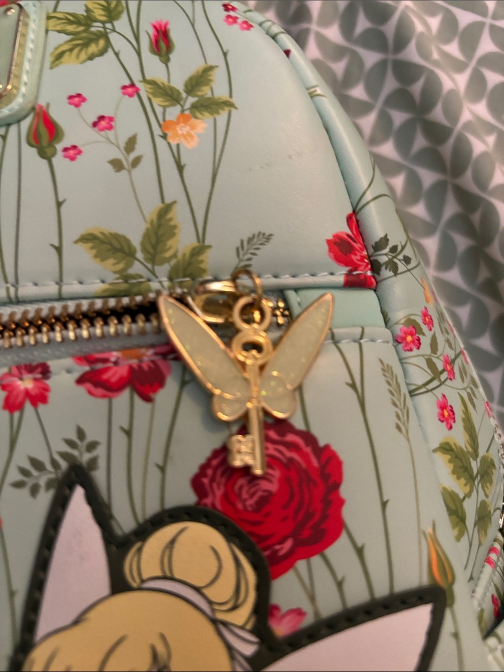 Disney Tinker Bell Floral Mini Backpack - READ DESC *BROKEN /BUSTED TOP ZIPPER* - Picture 5 of 16